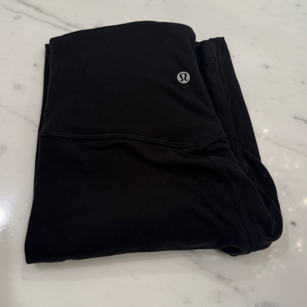 Lululemon align size 6 28” black